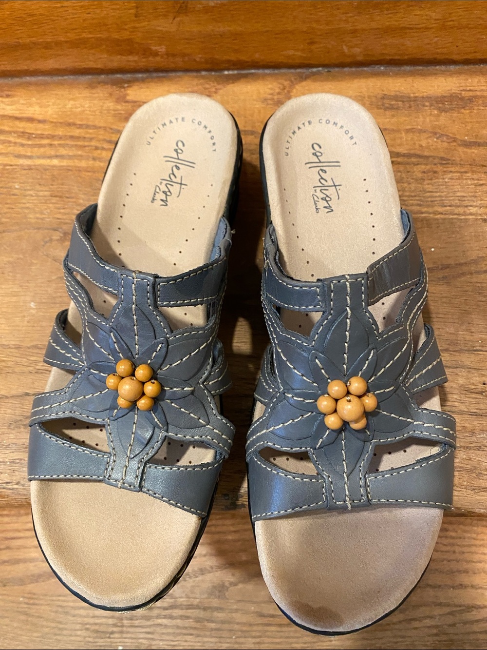 New Clarks shoes 7.5 no box
